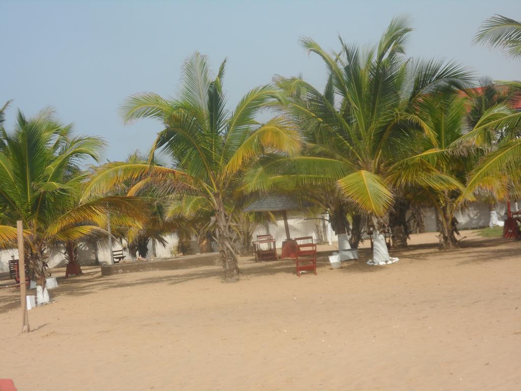 Legacy Tribe Beach Resort Prampram Esterno foto